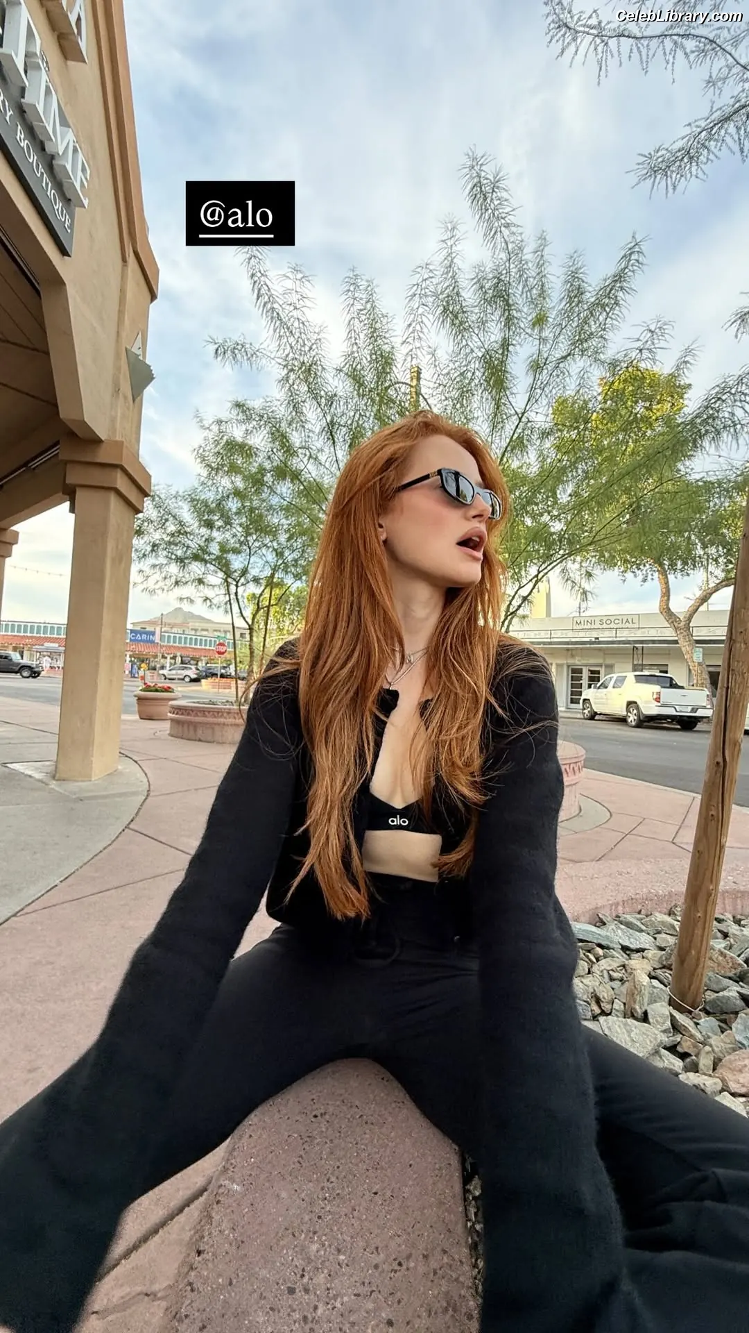 Madelaine Petsch photo 10 of 1789