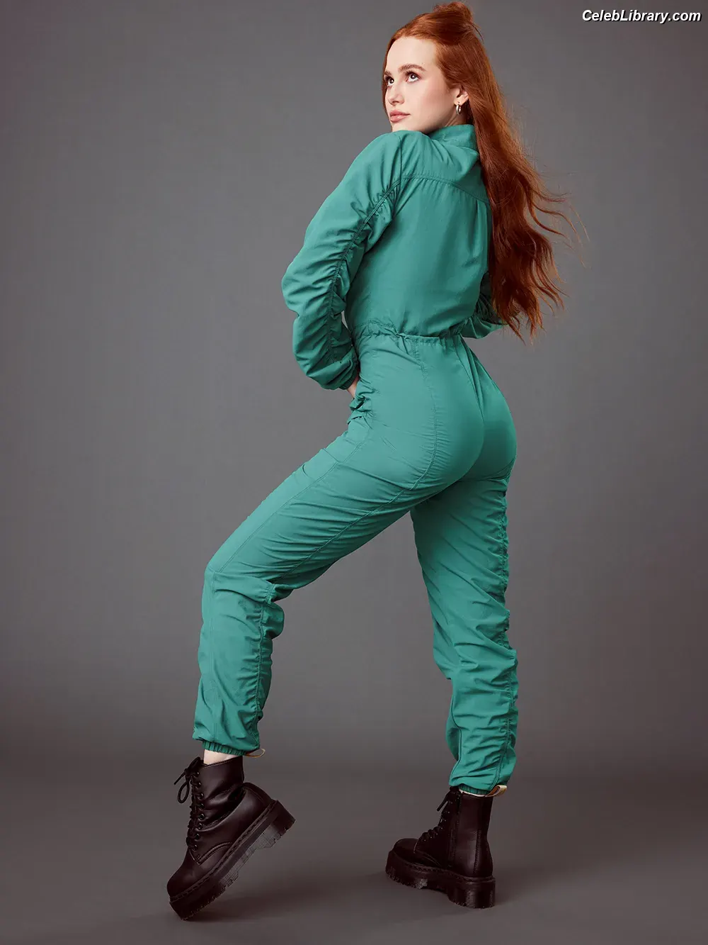 Madelaine Petsch photo 4 of 1789