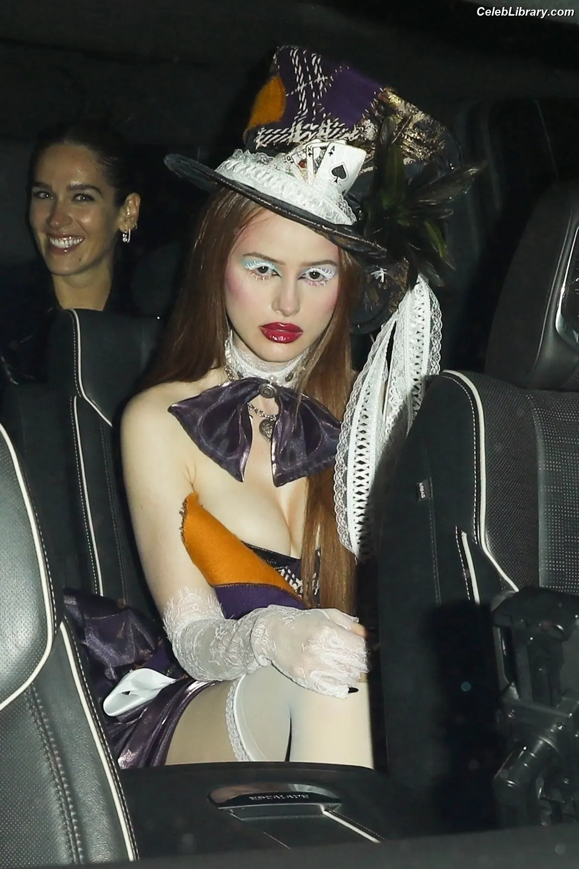 Madelaine Petsch photo 4 of 1789