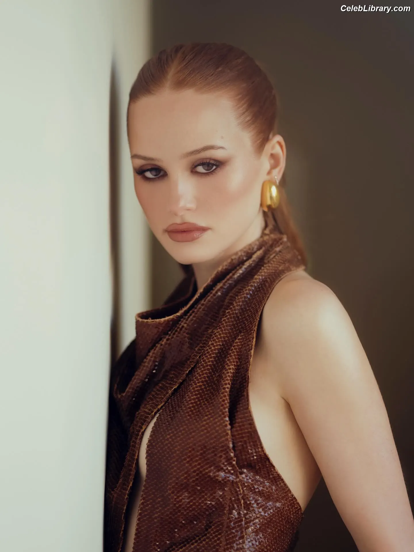 Madelaine Petsch photo 13 of 1789