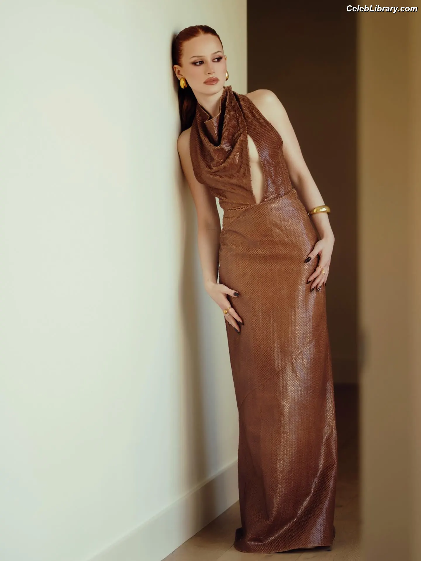 Madelaine Petsch photo 19 of 1789