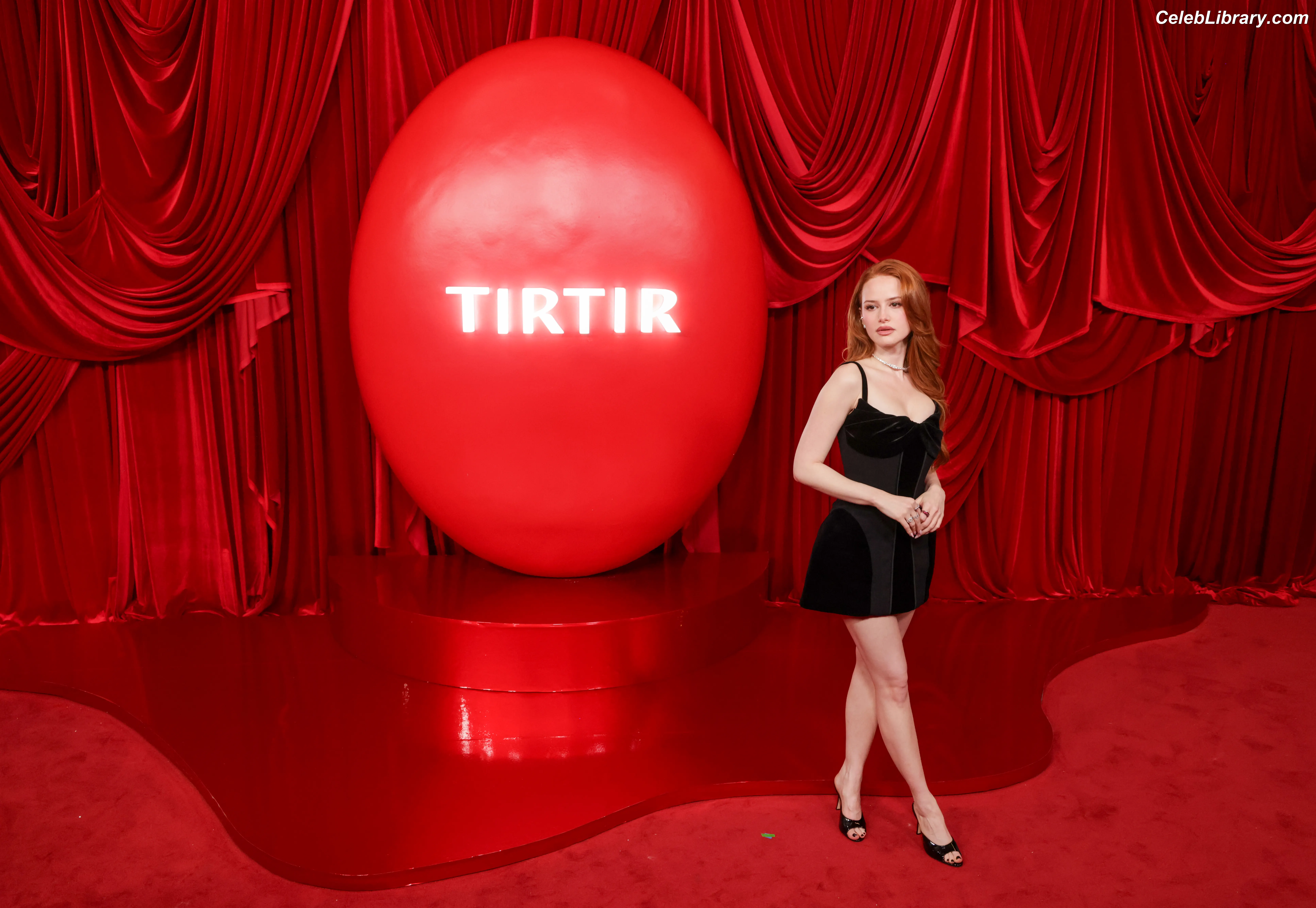 Madelaine Petsch photo 15 of 1789