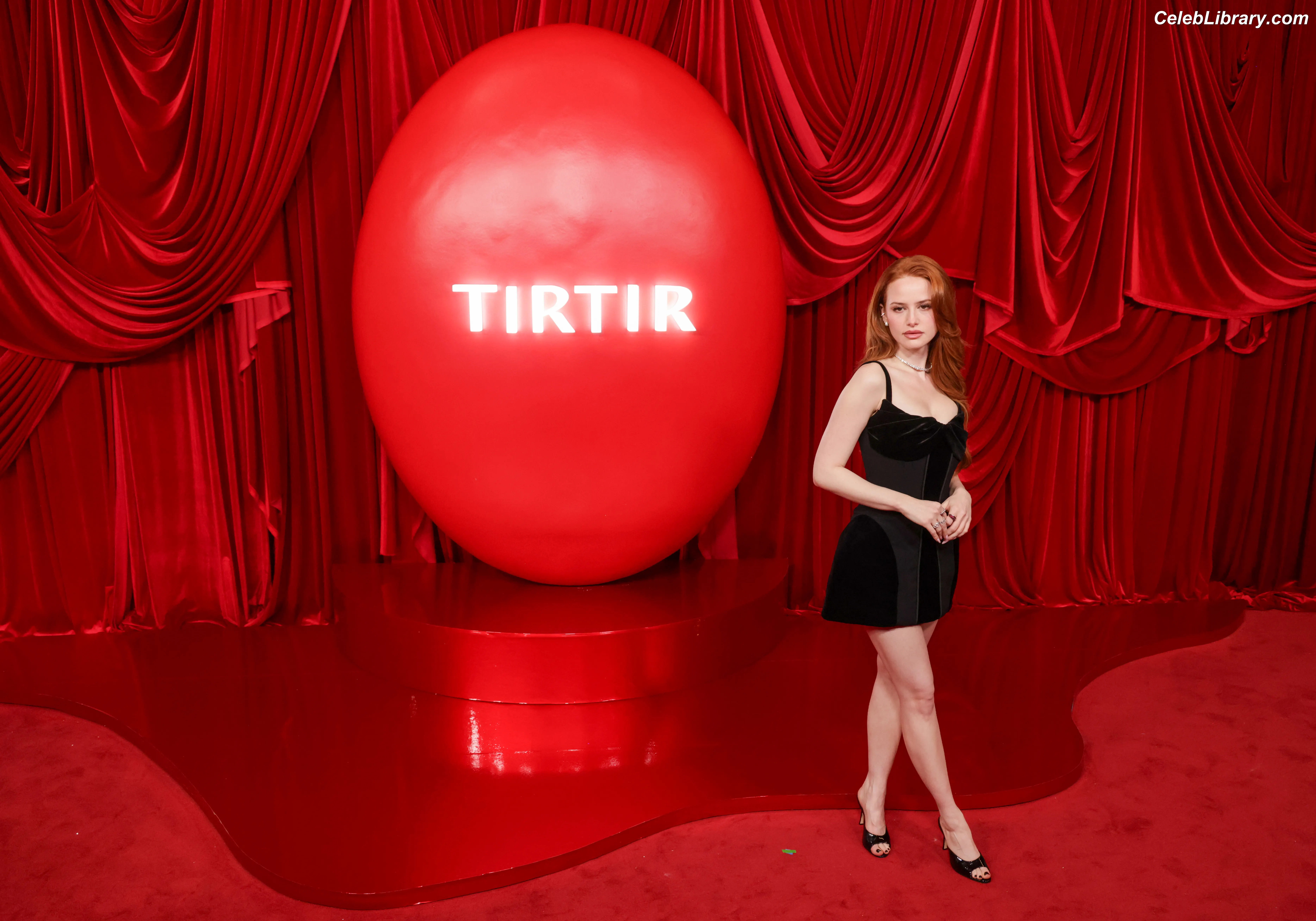 Madelaine Petsch photo 16 of 1789