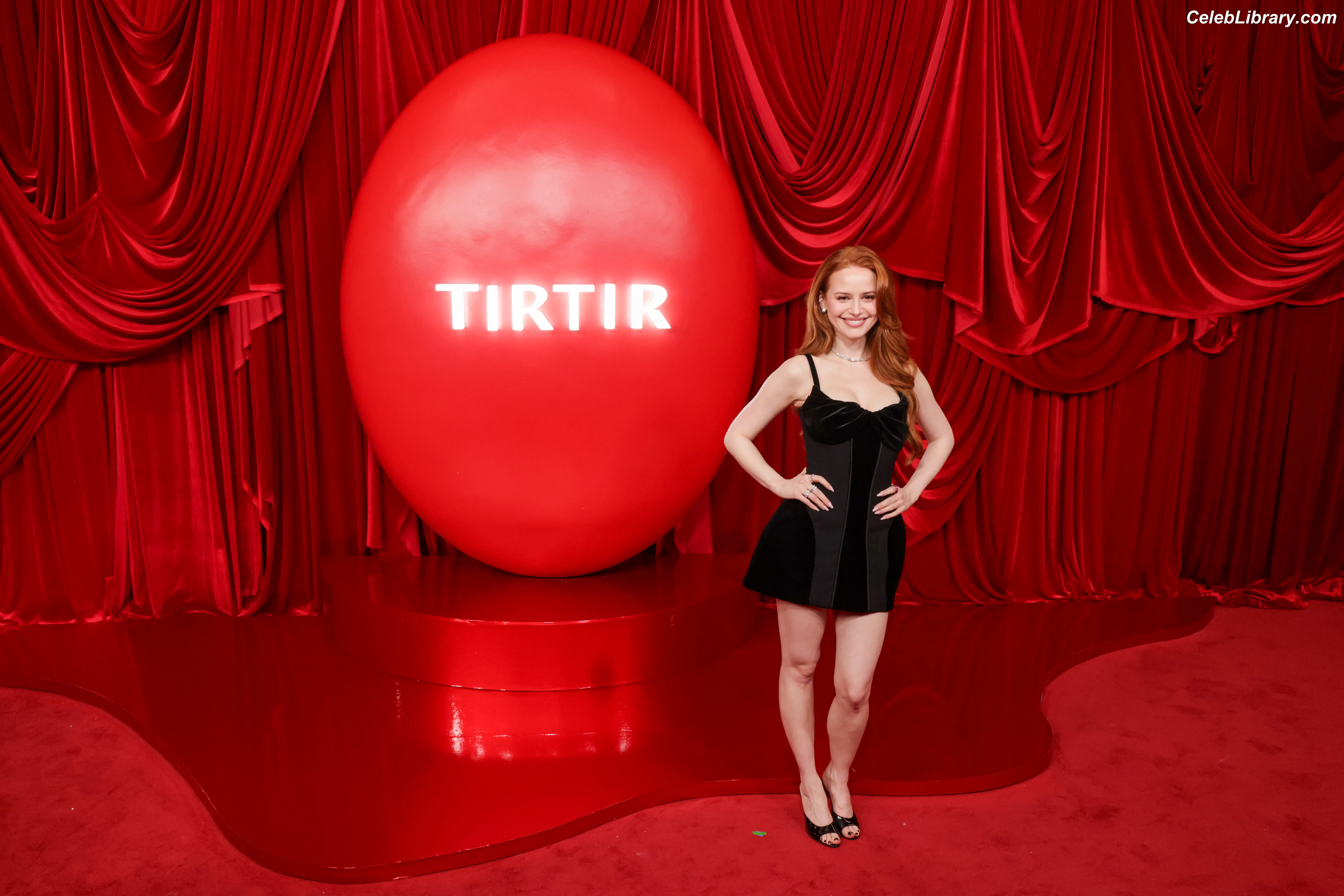 Madelaine Petsch photo 18 of 1789