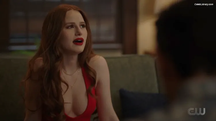 Madelaine Petsch photo 1 of 1789