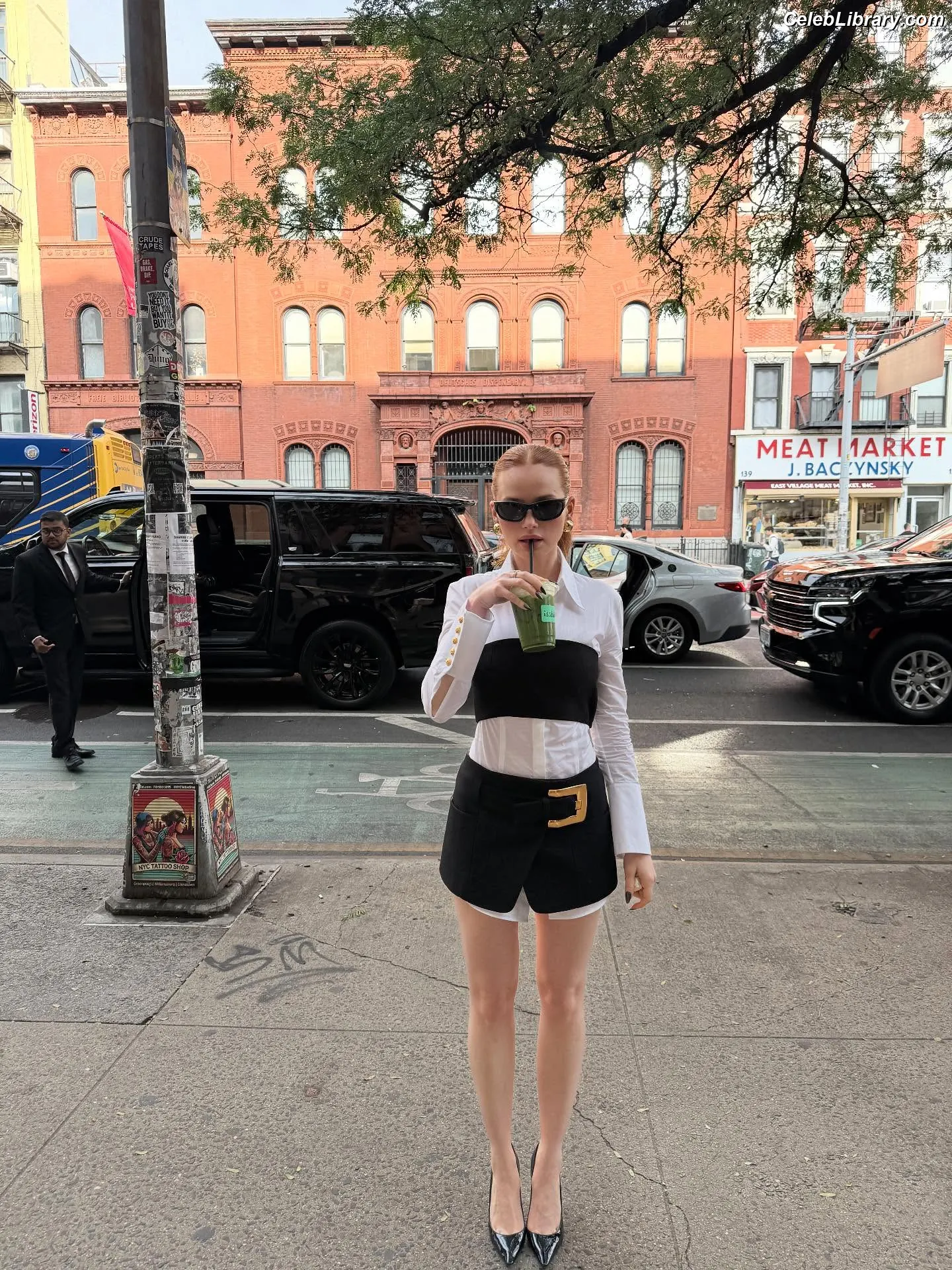 Madelaine Petsch photo 24 of 1789