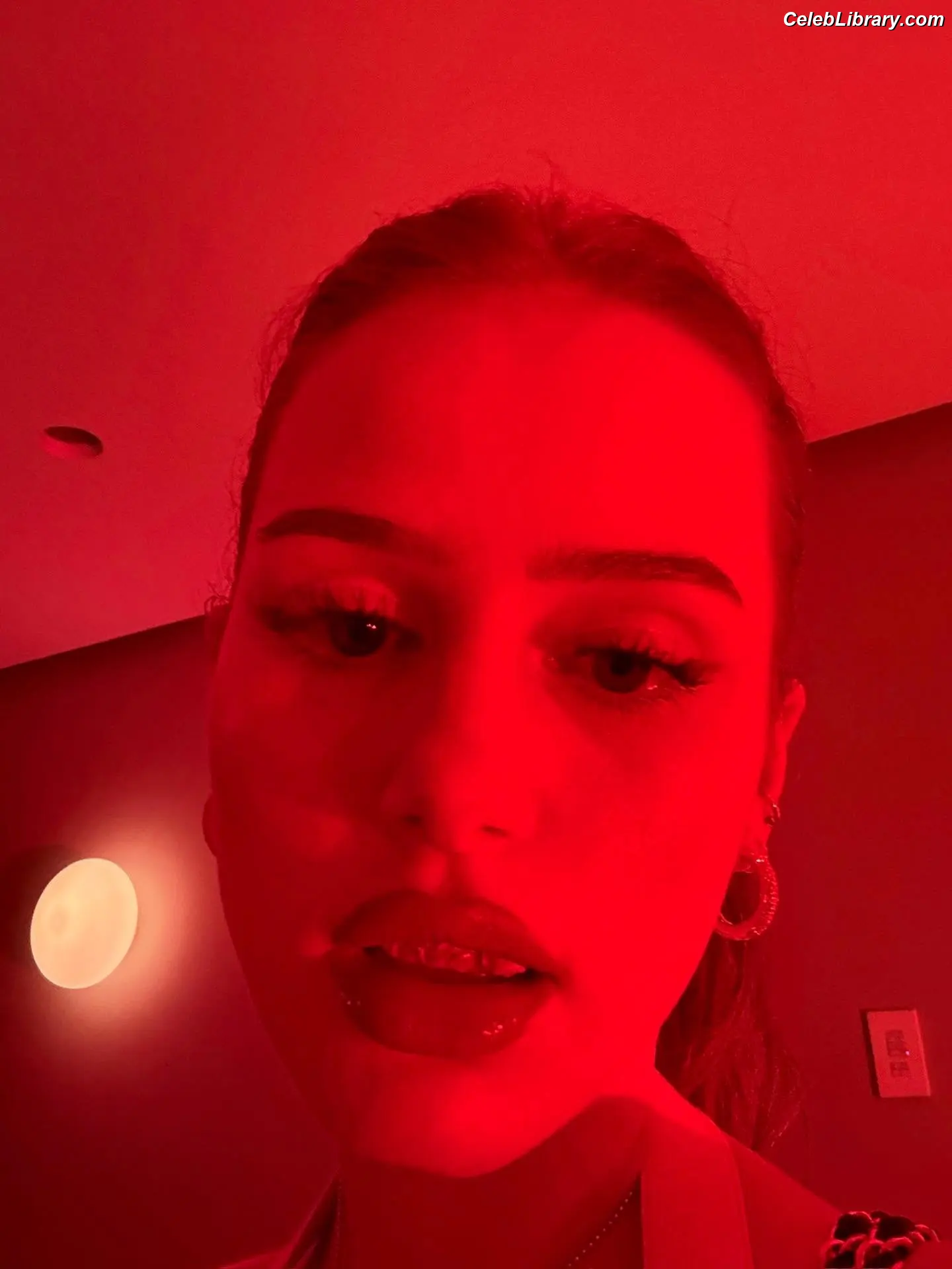 Madelaine Petsch photo 3 of 1789