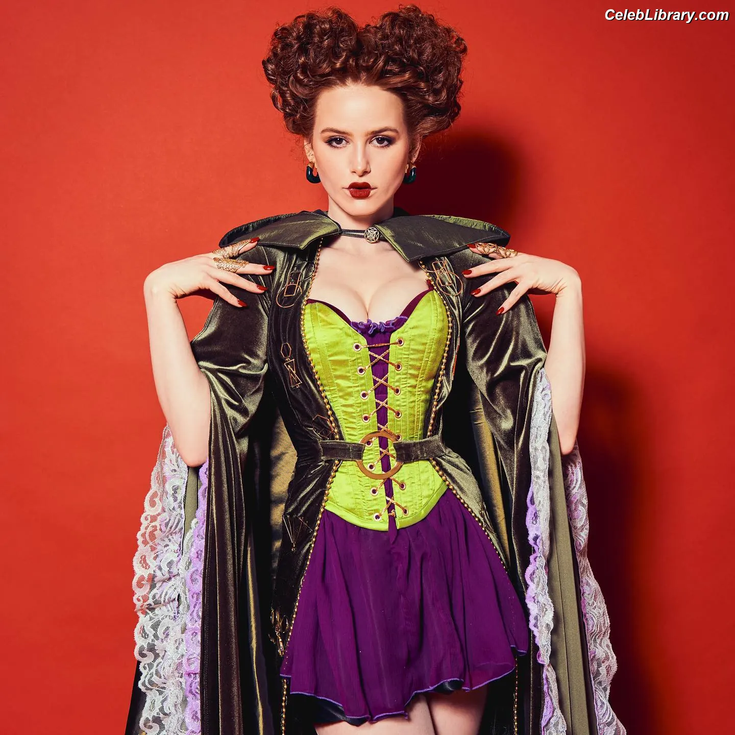 Madelaine Petsch photo 24 of 1789