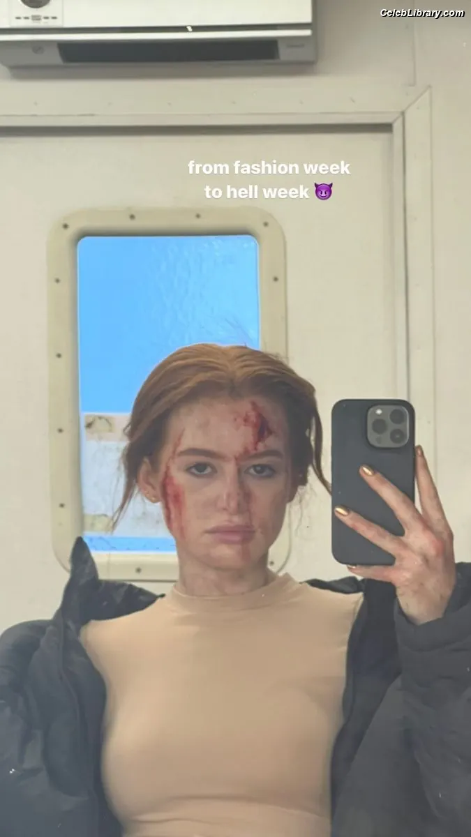 Madelaine Petsch photo 20 of 1789