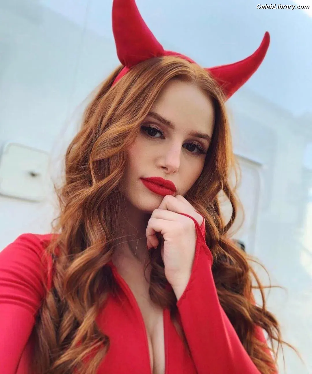 Madelaine Petsch photo 24 of 1789