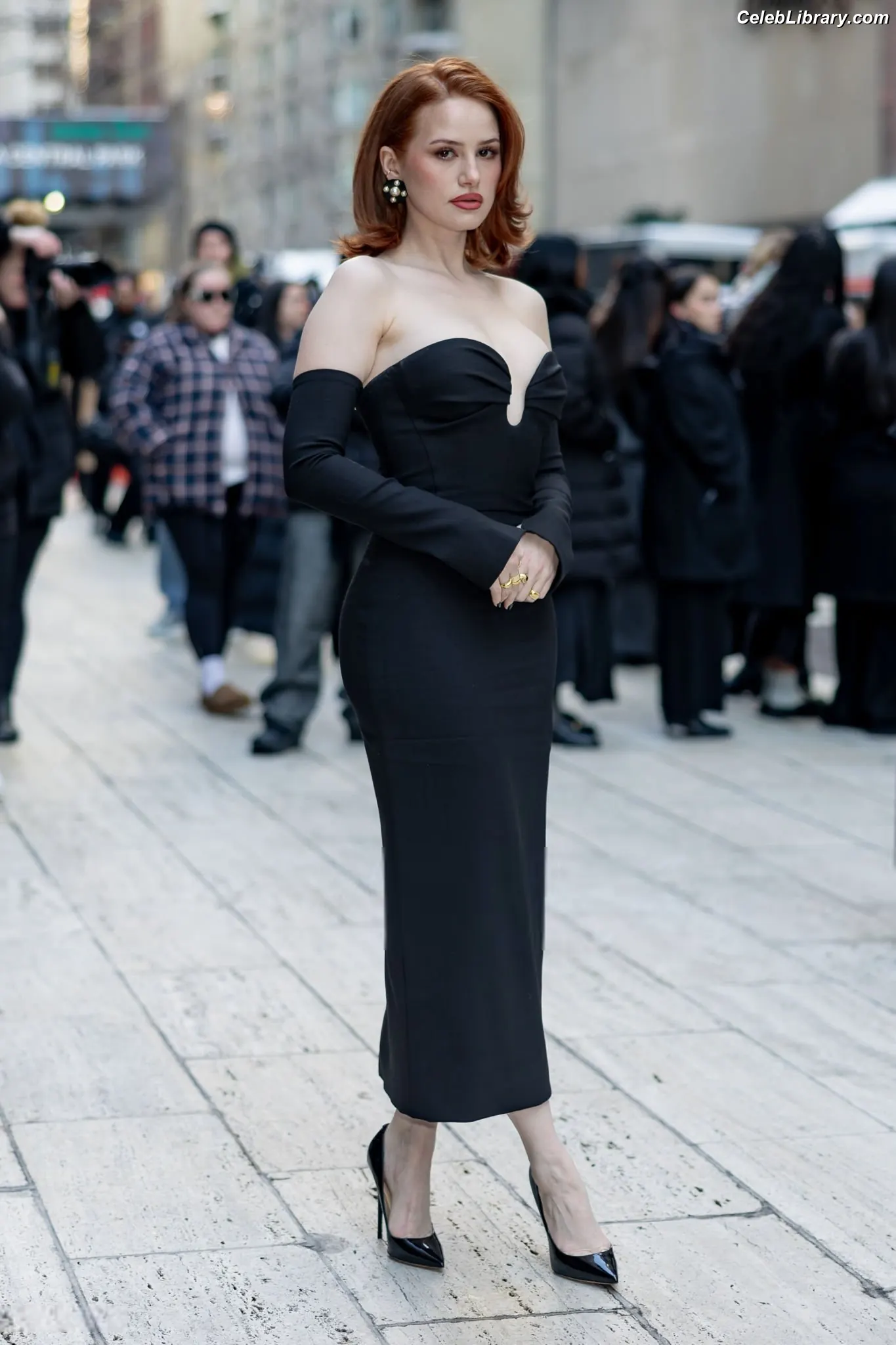 Madelaine Petsch photo 15 of 1789