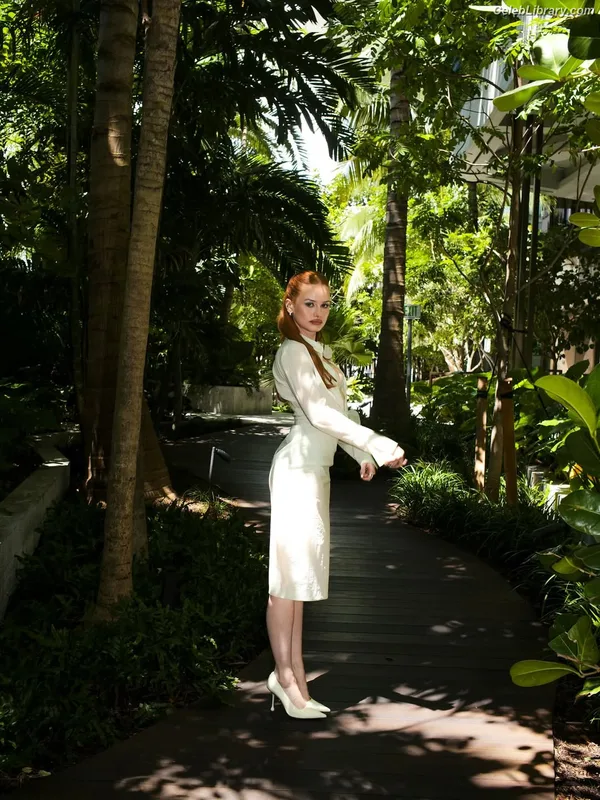 Madelaine Petsch photo 18 of 1780
