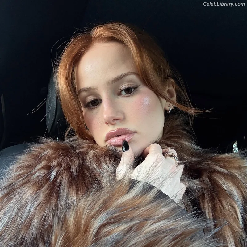Madelaine Petsch photo 2 of 1780