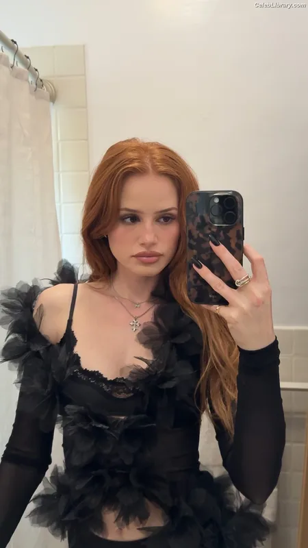 Madelaine Petsch photo 3 of 1780