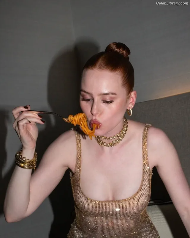Madelaine Petsch photo 20 of 1780