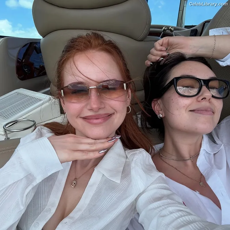 Madelaine Petsch photo 8 of 1780