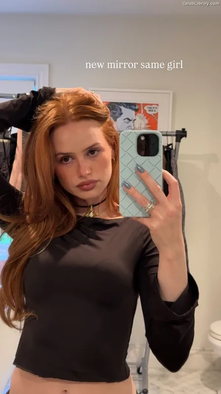 Madelaine Petsch photo 10 of 1780