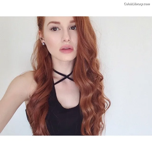 Madelaine Petsch photo 16 of 1780
