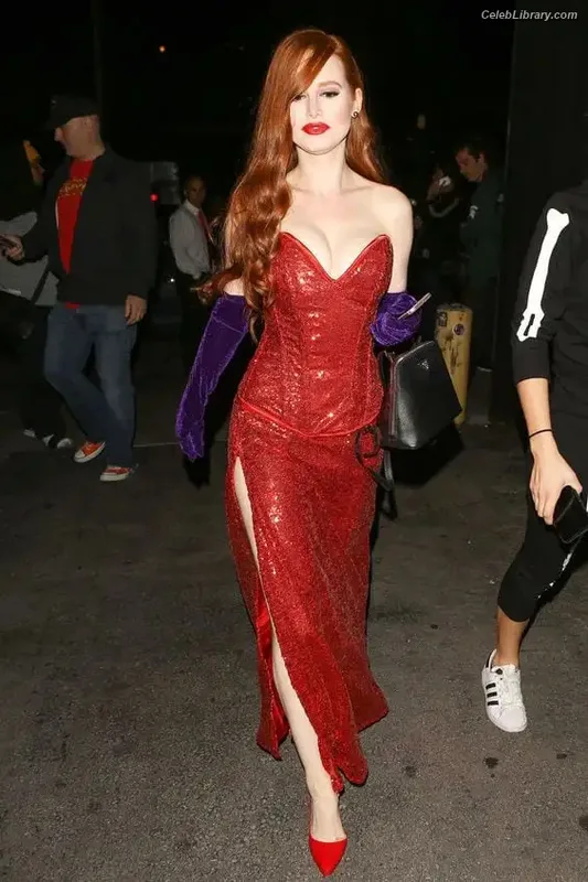 Madelaine Petsch photo 15 of 1780