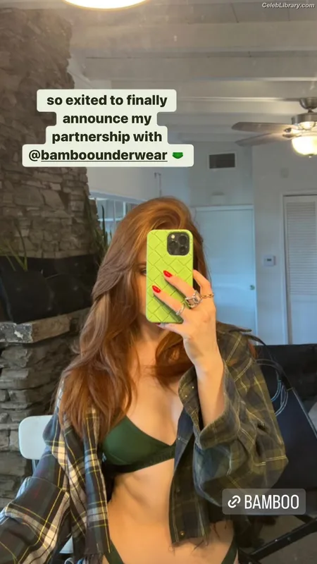 Madelaine Petsch photo 17 of 1780