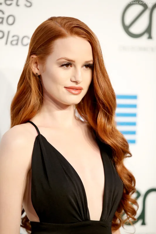 Madelaine Petsch photo 1 of 1780