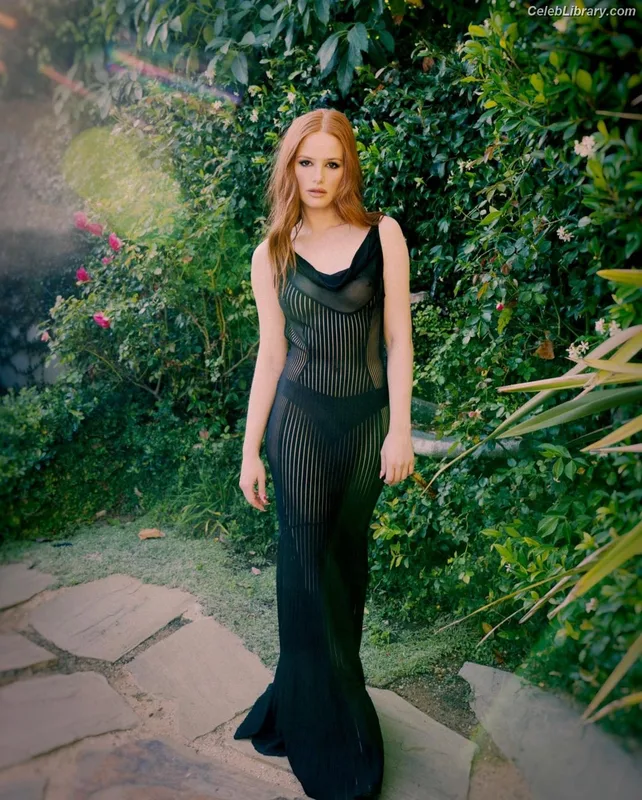 Madelaine Petsch photo 6 of 1780