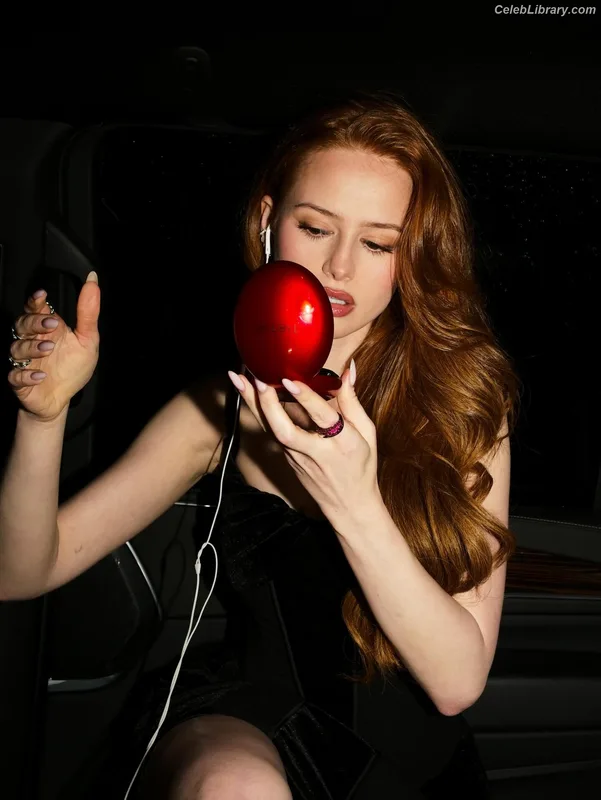 Madelaine Petsch photo 13 of 1780