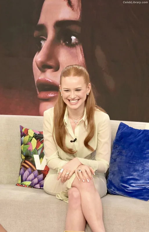 Madelaine Petsch photo 17 of 1780