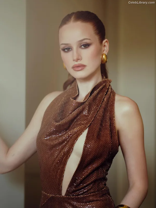 Madelaine Petsch photo 14 of 1780