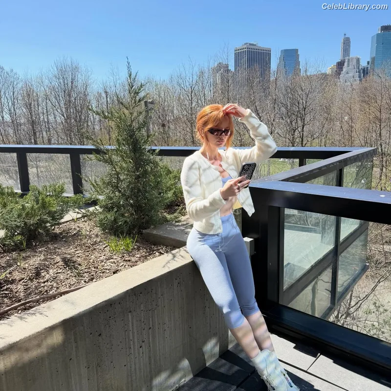 Madelaine Petsch photo 5 of 1780