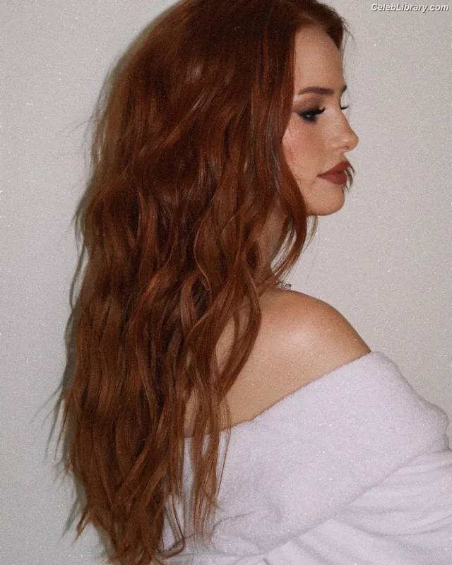 Madelaine Petsch photo 21 of 1780
