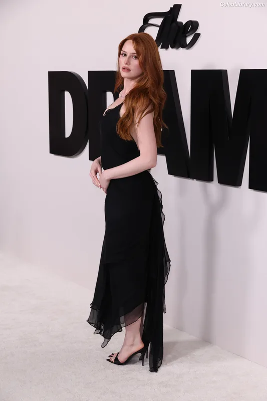 Madelaine Petsch photo 7 of 1780