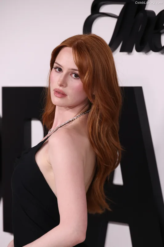 Madelaine Petsch photo 2 of 1780