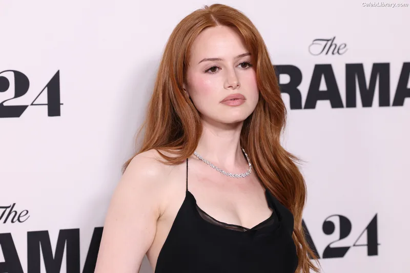 Madelaine Petsch photo 9 of 1780