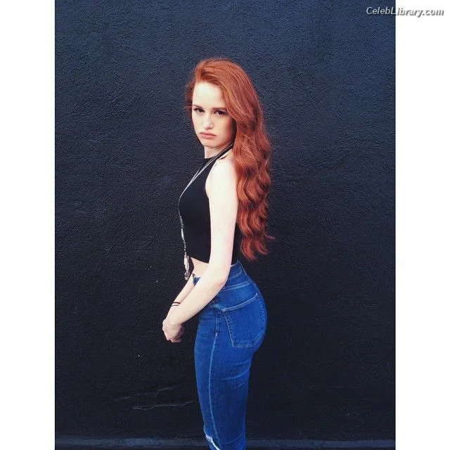 Madelaine Petsch photo 19 of 1780