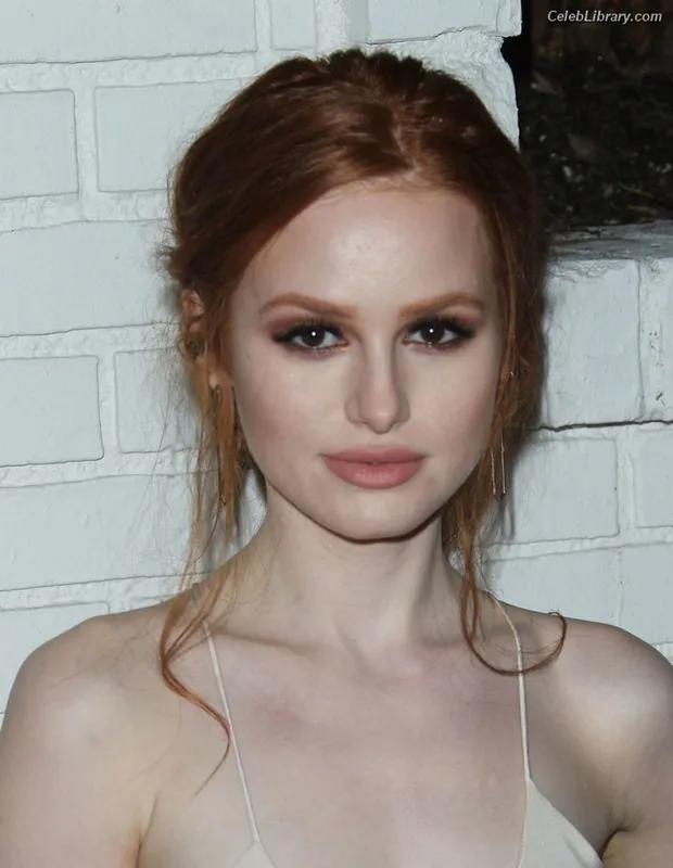 Madelaine Petsch photo 12 of 1780