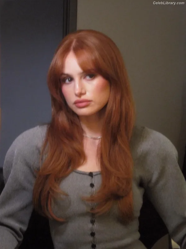Madelaine Petsch photo 4 of 1780