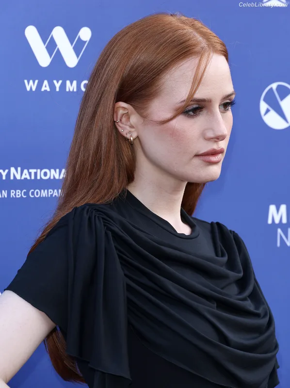 Madelaine Petsch photo 11 of 1780
