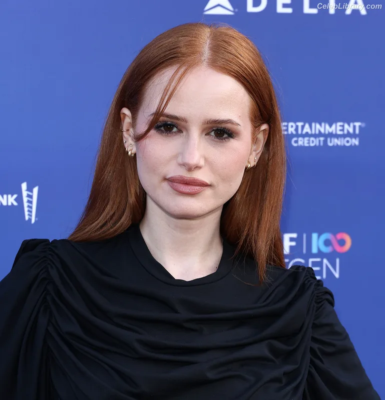 Madelaine Petsch photo 12 of 1780