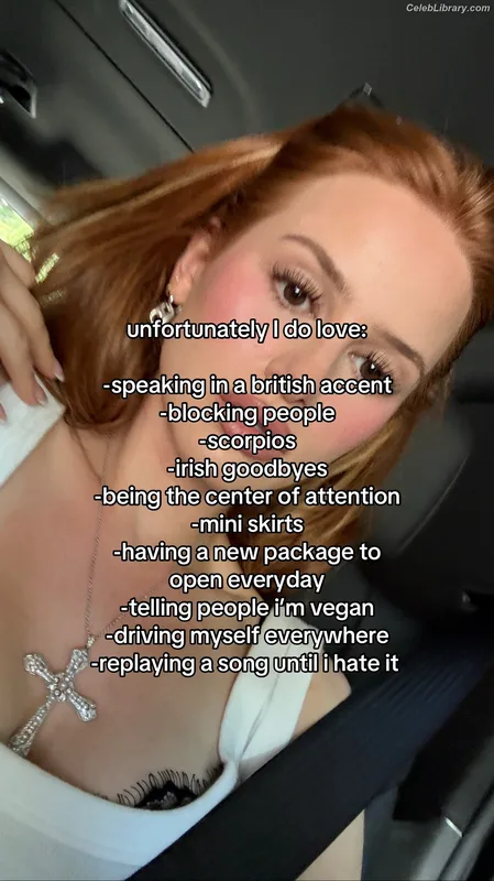 Madelaine Petsch photo 6 of 1780