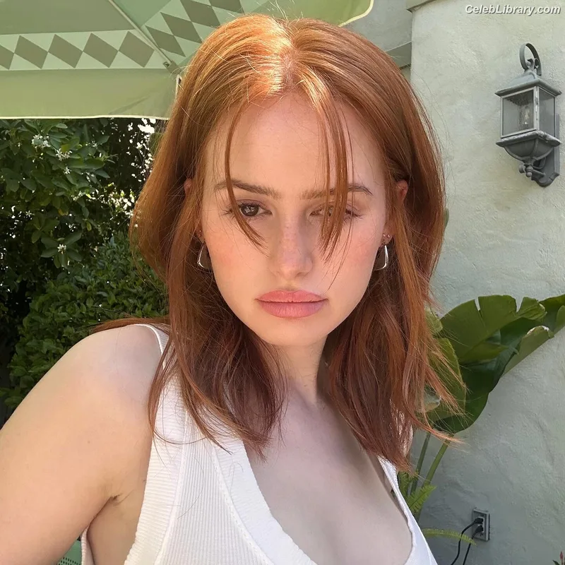 Madelaine Petsch photo 19 of 1780