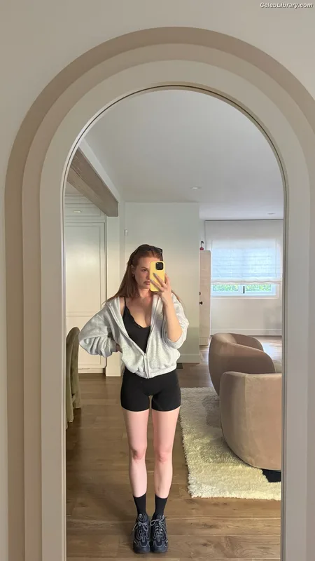 Madelaine Petsch photo 18 of 1780