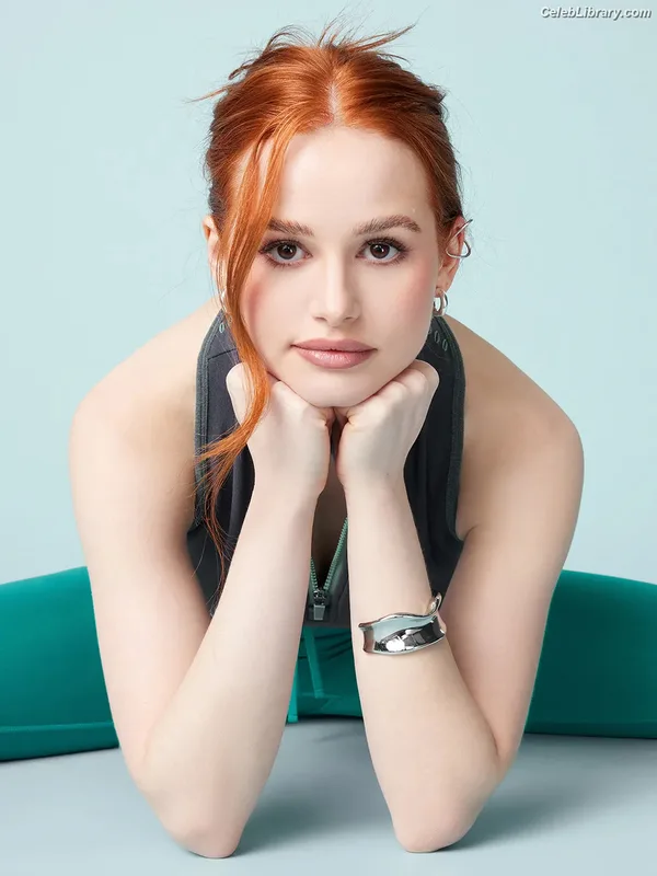 Madelaine Petsch photo 2 of 1780
