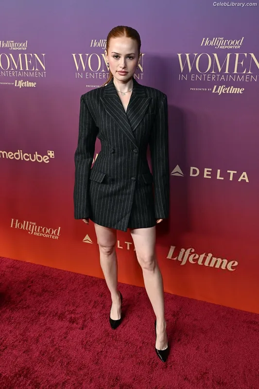 Madelaine Petsch photo 4 of 1780