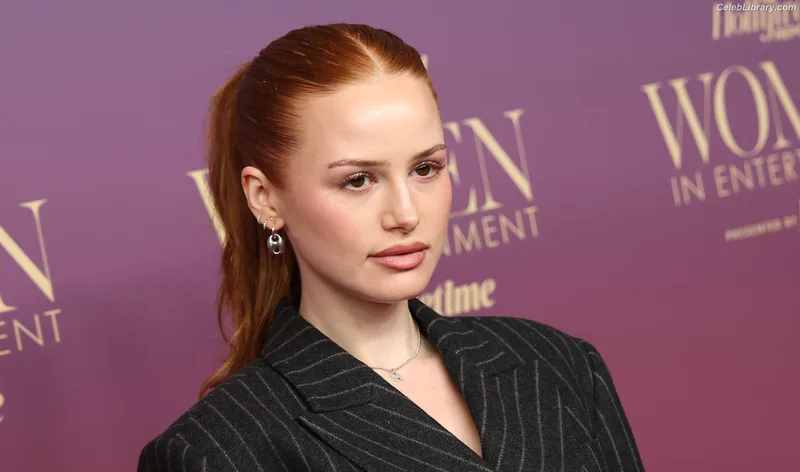 Madelaine Petsch photo 9 of 1780