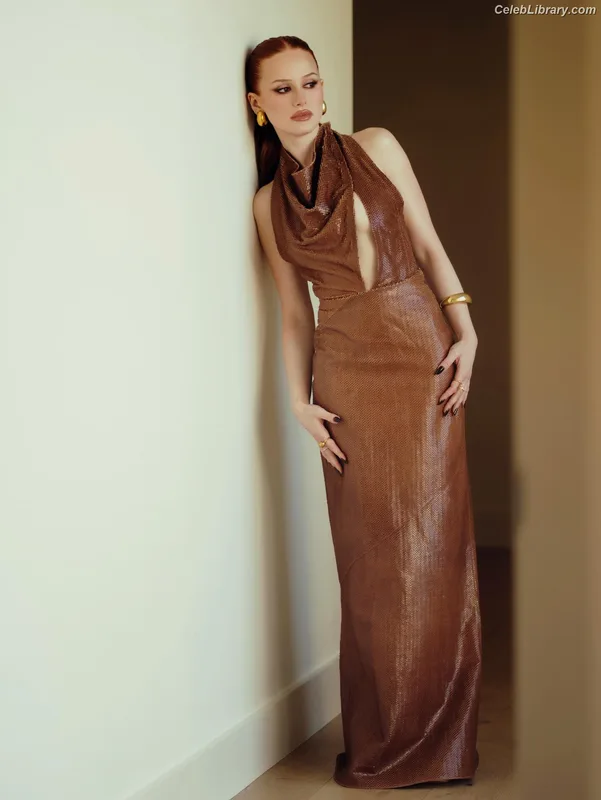 Madelaine Petsch photo 17 of 1780