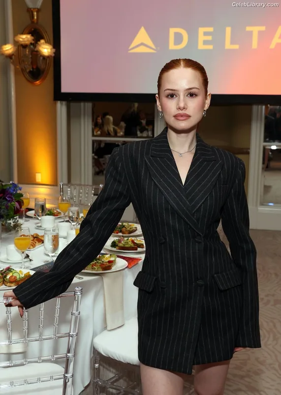 Madelaine Petsch photo 20 of 1780