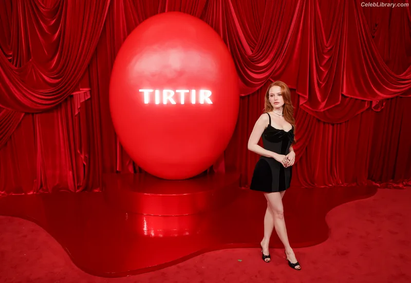 Madelaine Petsch photo 13 of 1780