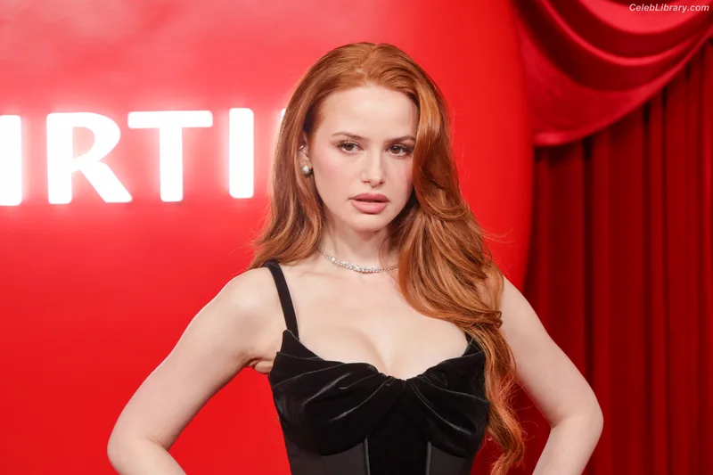 Madelaine Petsch photo 20 of 1780