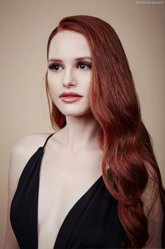 Madelaine Petsch photo 22 of 1780